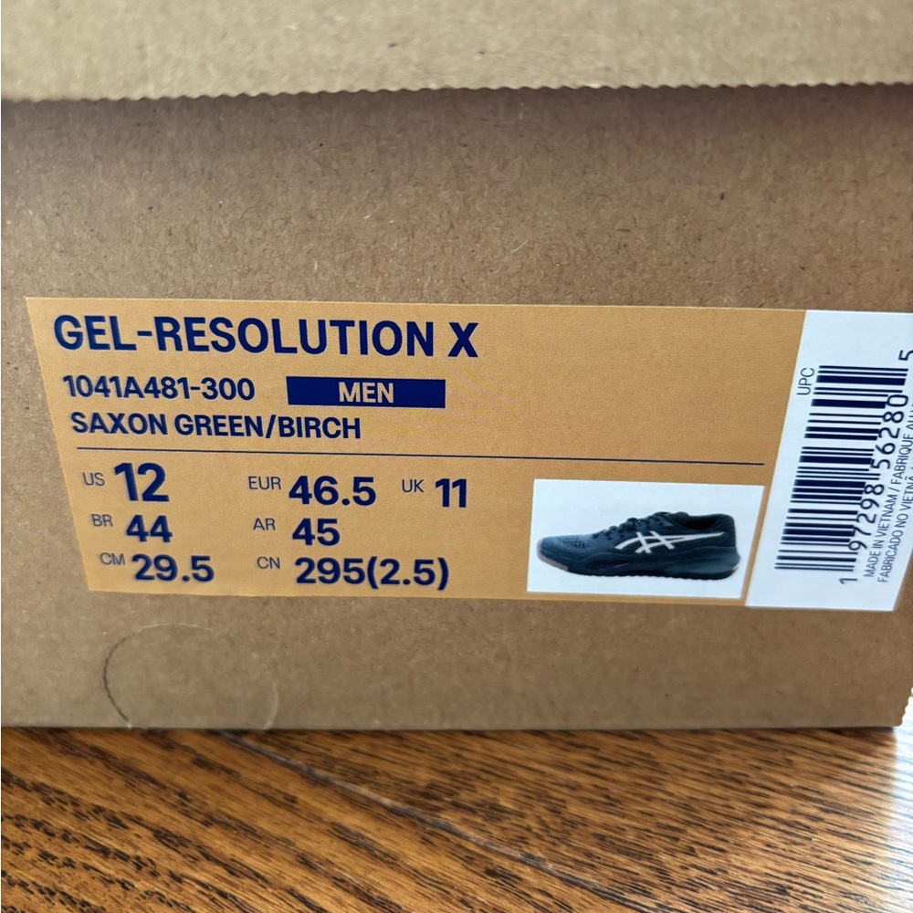 Asics Saxon Green Sneakers with White Logo - Picture 6 of 10